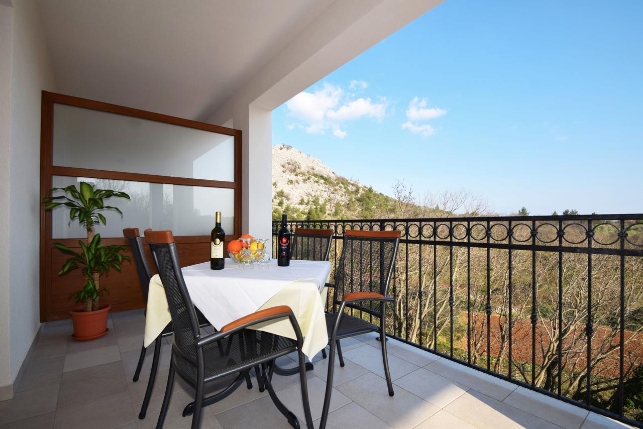 Apartments Paklenica Starigrad Paklenica Eksteriør billede