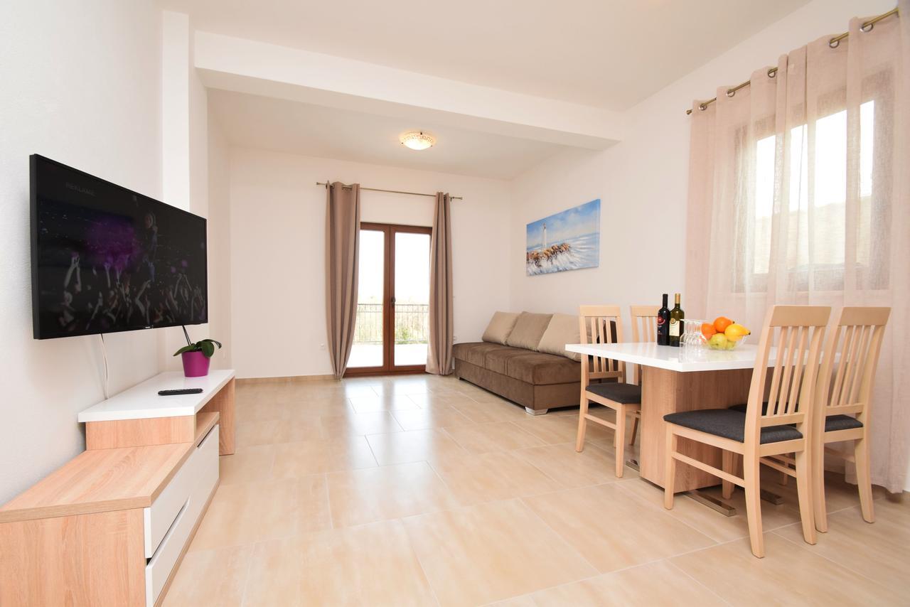 Apartments Paklenica Starigrad Paklenica Eksteriør billede
