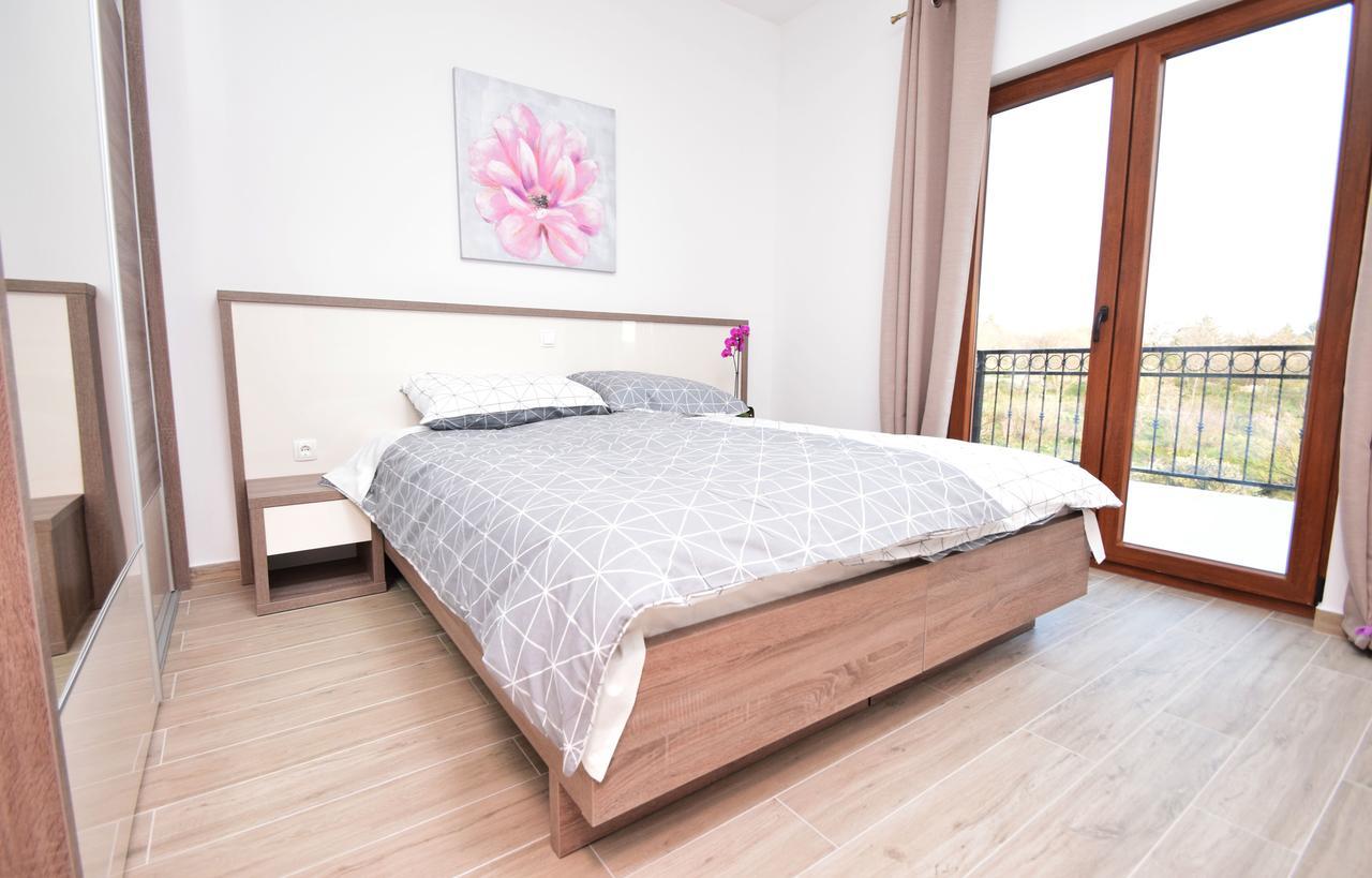 Apartments Paklenica Starigrad Paklenica Eksteriør billede