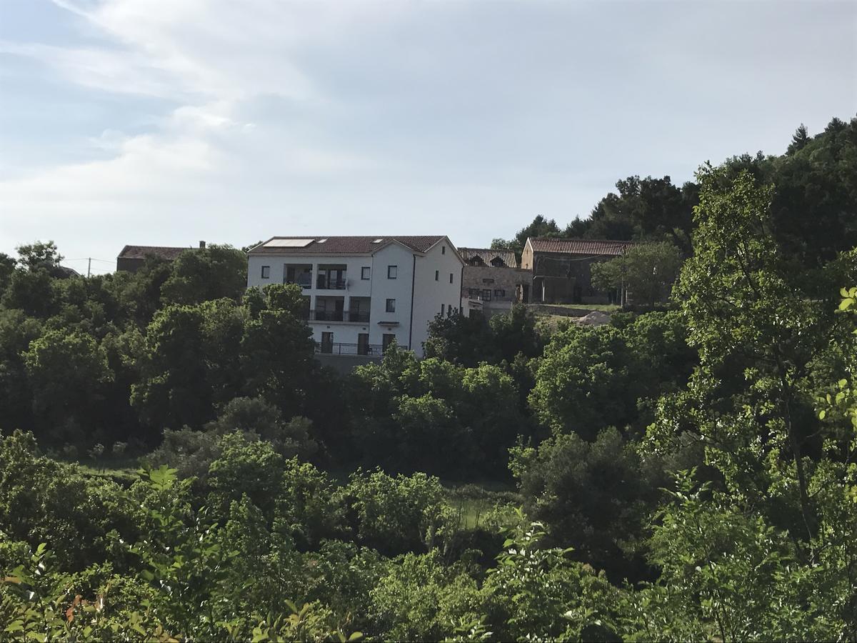 Apartments Paklenica Starigrad Paklenica Eksteriør billede