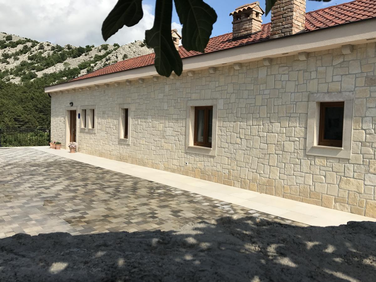 Apartments Paklenica Starigrad Paklenica Eksteriør billede